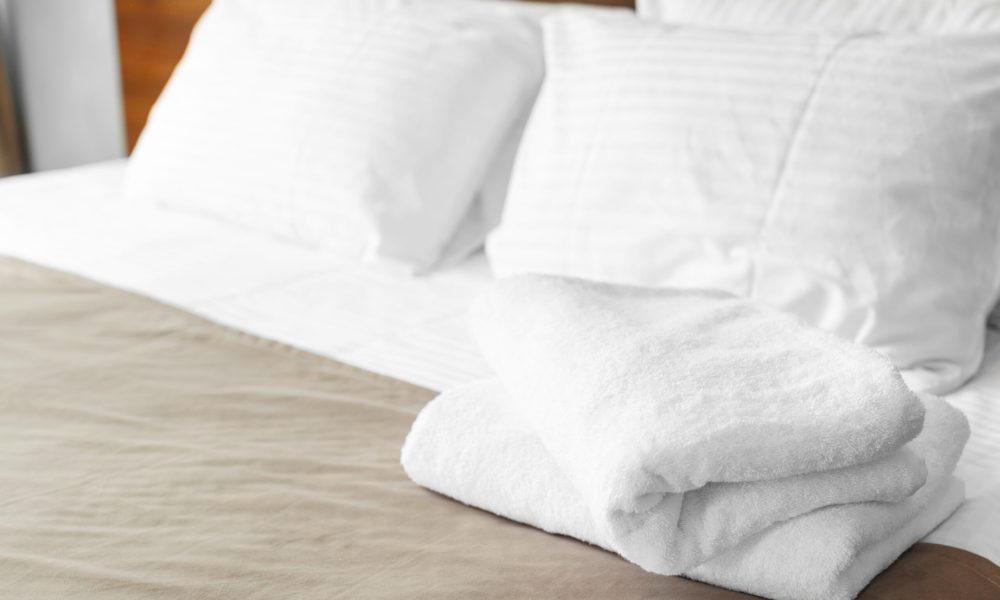 Service de linge pour locations saisonnières à Albi et Gaillac avec draps propres et repassés prêts à l’usage