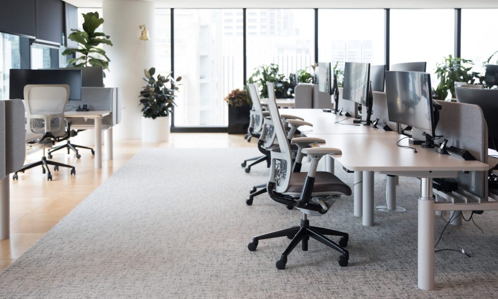 Entretien régulier de bureaux et locaux professionnels pour une image soignée de l’entreprise